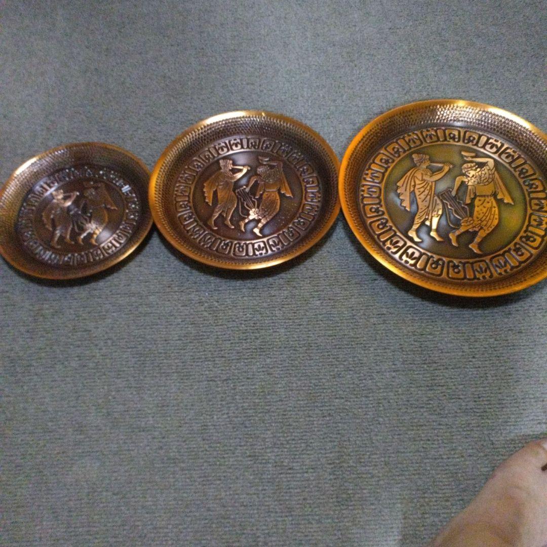 新品未使用洋風のトレー3枚！高級ティーカップ5セット付き綺麗です。