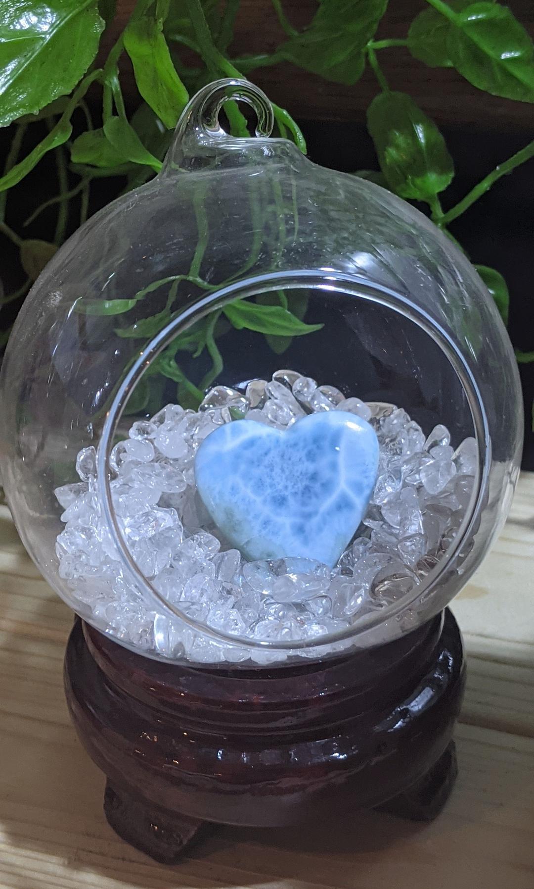 癒やしの光…ラリマー（ブルーペクトライト）ハート　ガラスドームシリーズ