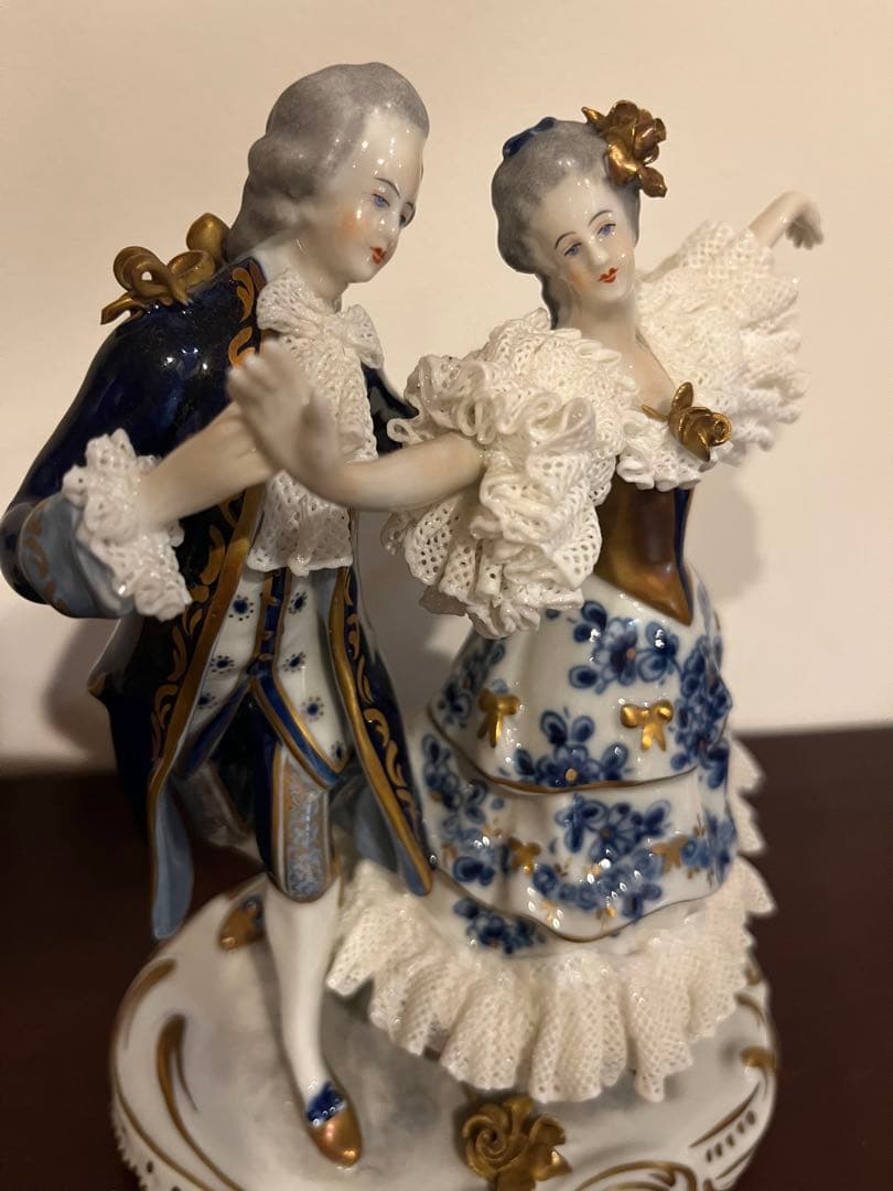 陶器製カップルダンス　ドレスデンフィギュア