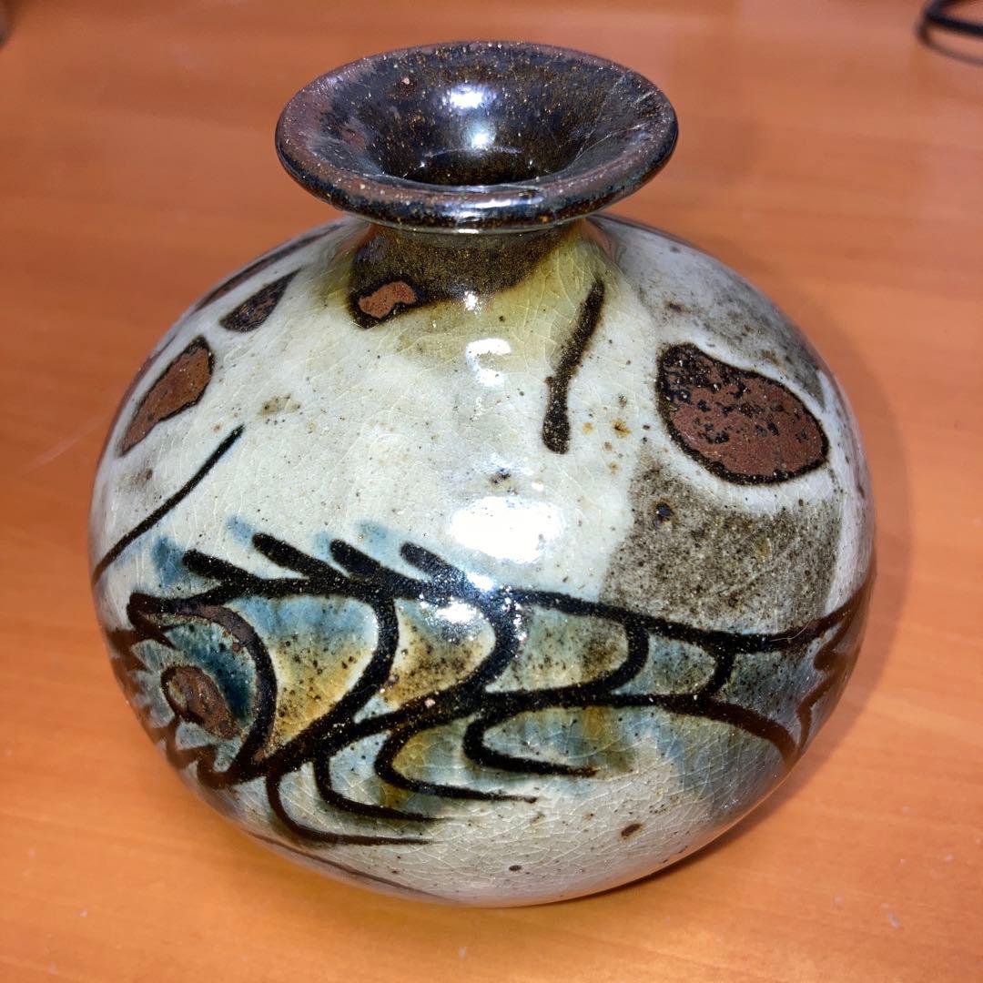 沖縄　人間国宝（故）金城次郎の長男（故）金城敏男作品　徳利or一輪挿し