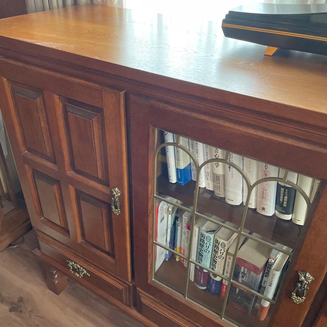 カリモクコロニアル　木製キャビネット