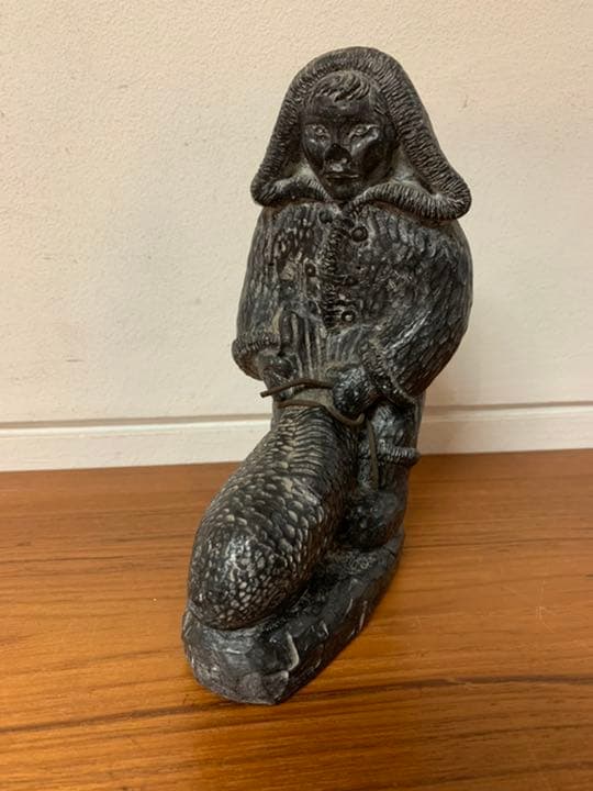 イヌイット　アートエスキモー　石細工　NUVUK カナダ　