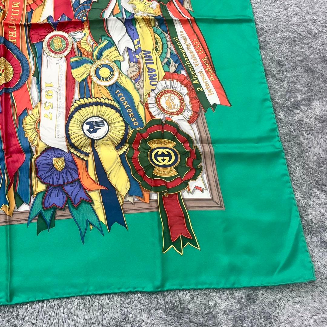 【美品】 GUCCI グッチ 大判 スカーフ ストール 勲章 メダル シルク