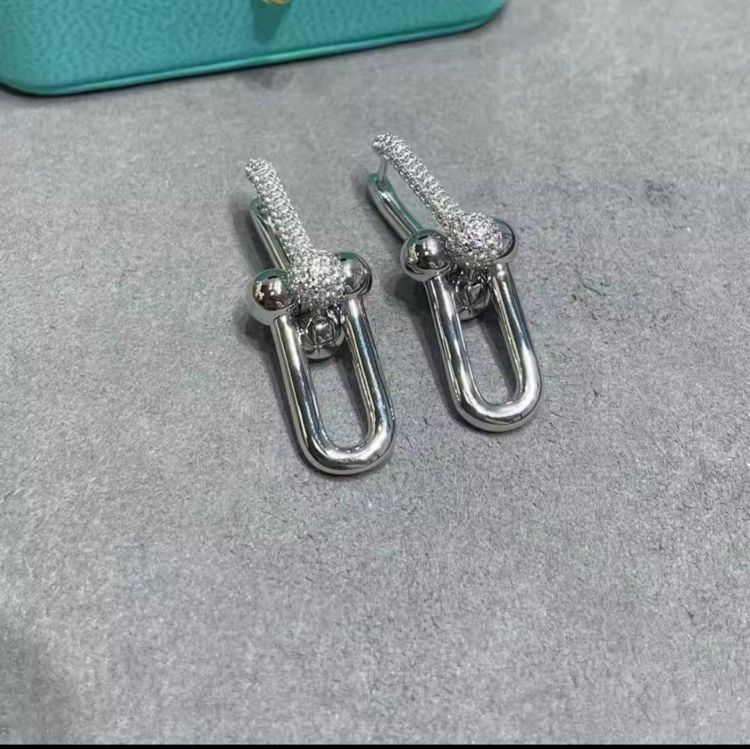 ☆ゆぅちやん様☆専用　シルバーピアス石あり