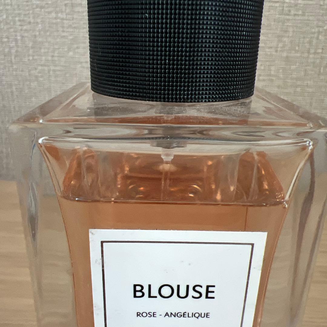 Yves Saint Laurent BLOUSE オードパルファム 125ml