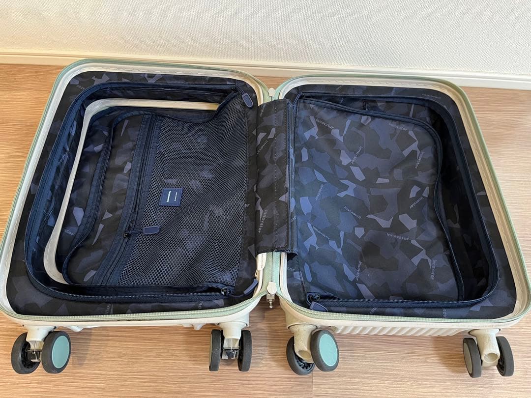 イノベーター　キャリーケース INV30 21L