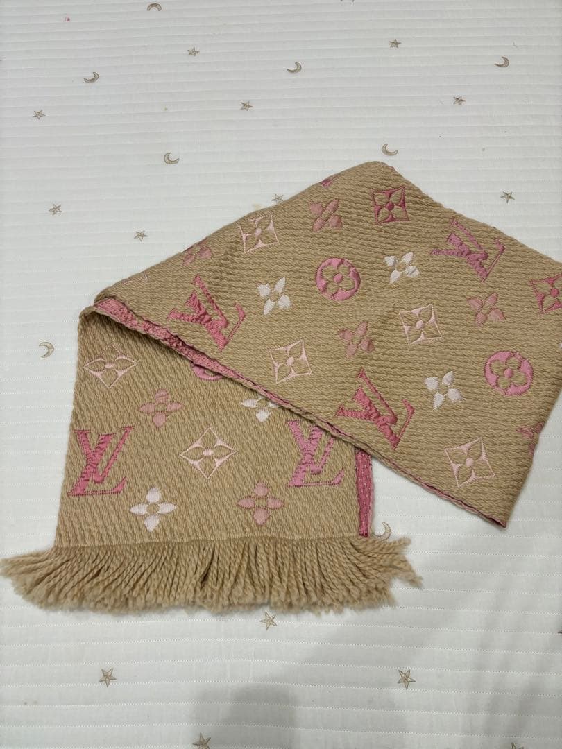 Louis Vuitton マフラー ベージュ ピンク