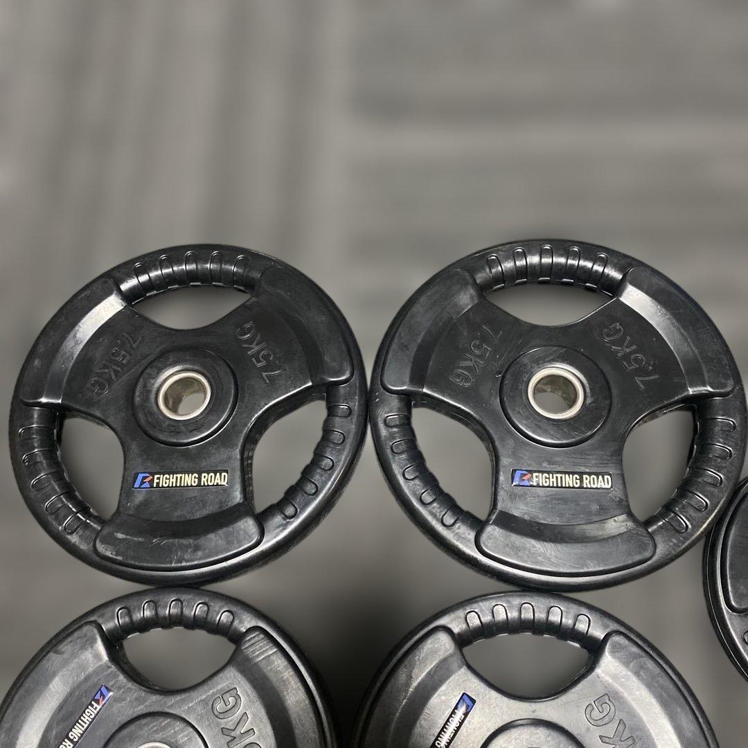 バーベルプレートセット。ファイティングロード