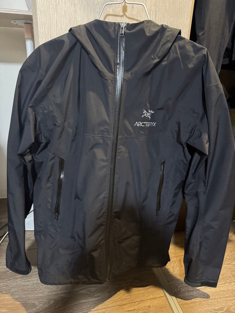 ARC'TERYX ブラック マウンテンパーカー