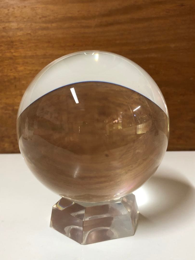 説明必読！台付き　水晶キズあり　丸玉　スフィア 約10.4センチ　【匿名配送】