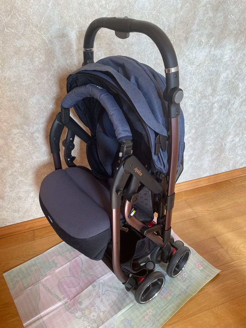 ⭐️アップリカ⭐️オプティアクッション⭐️プレミアム⭐️サファイアブルー⭐️