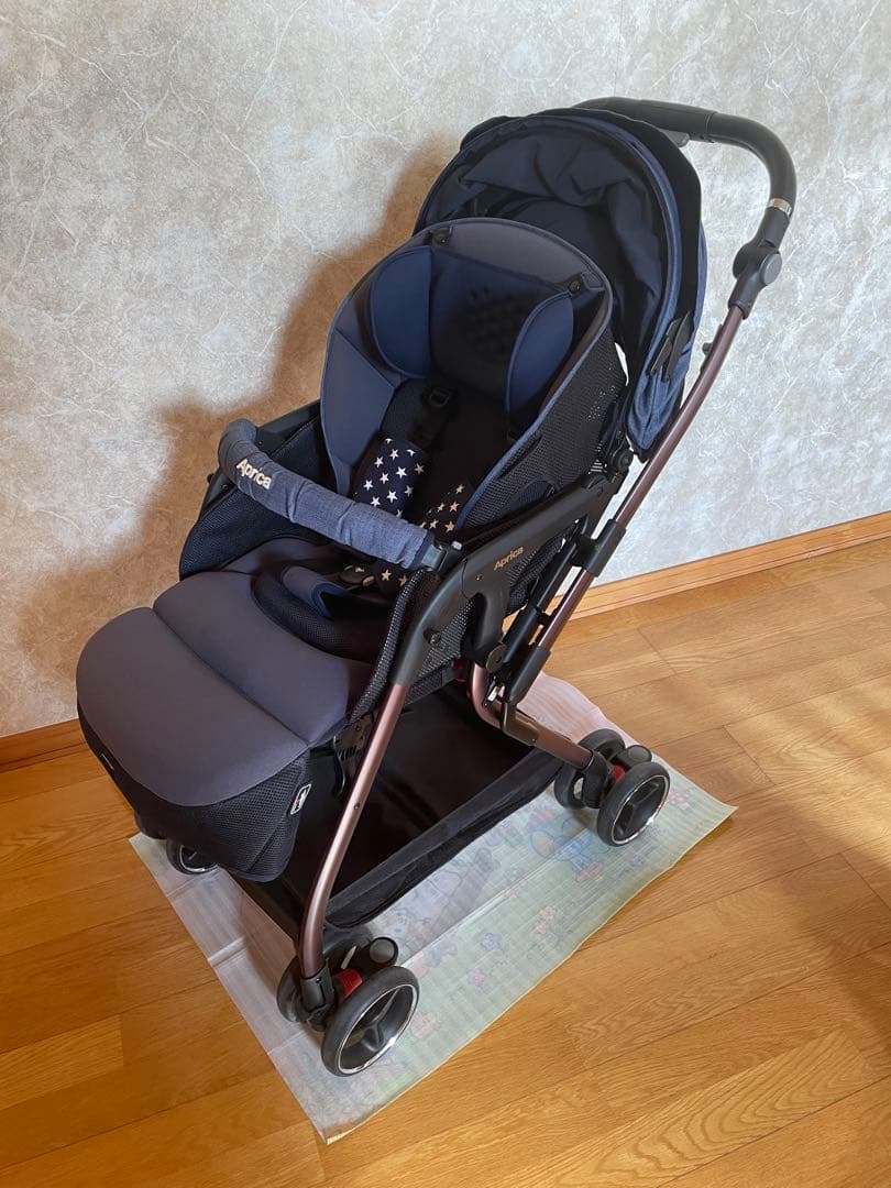 ⭐️アップリカ⭐️オプティアクッション⭐️プレミアム⭐️サファイアブルー⭐️