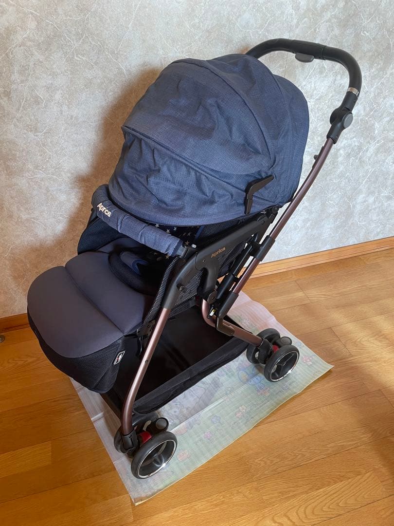 ⭐️アップリカ⭐️オプティアクッション⭐️プレミアム⭐️サファイアブルー⭐️