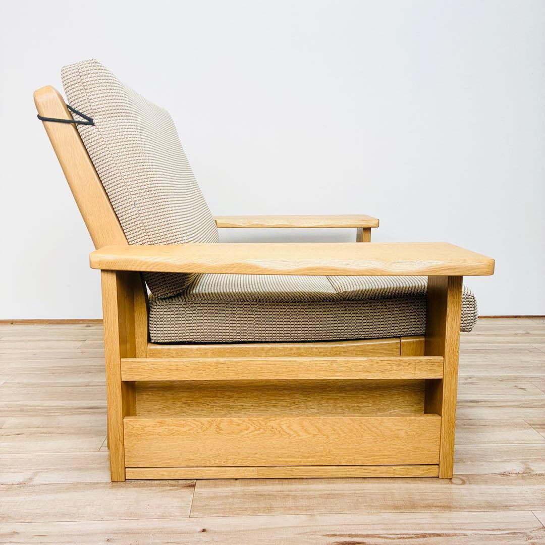 希少　ibata　イバタインテリア　一人掛け　ソファ　木製　マガジンラック付き