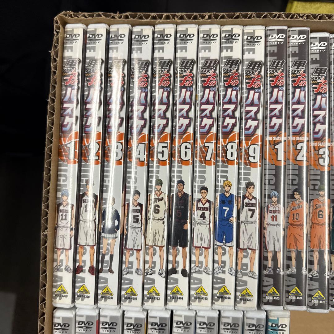 期間限定価格　黒子のバスケ 全巻セット+ファン　全部で28巻　シーズン1.2.3