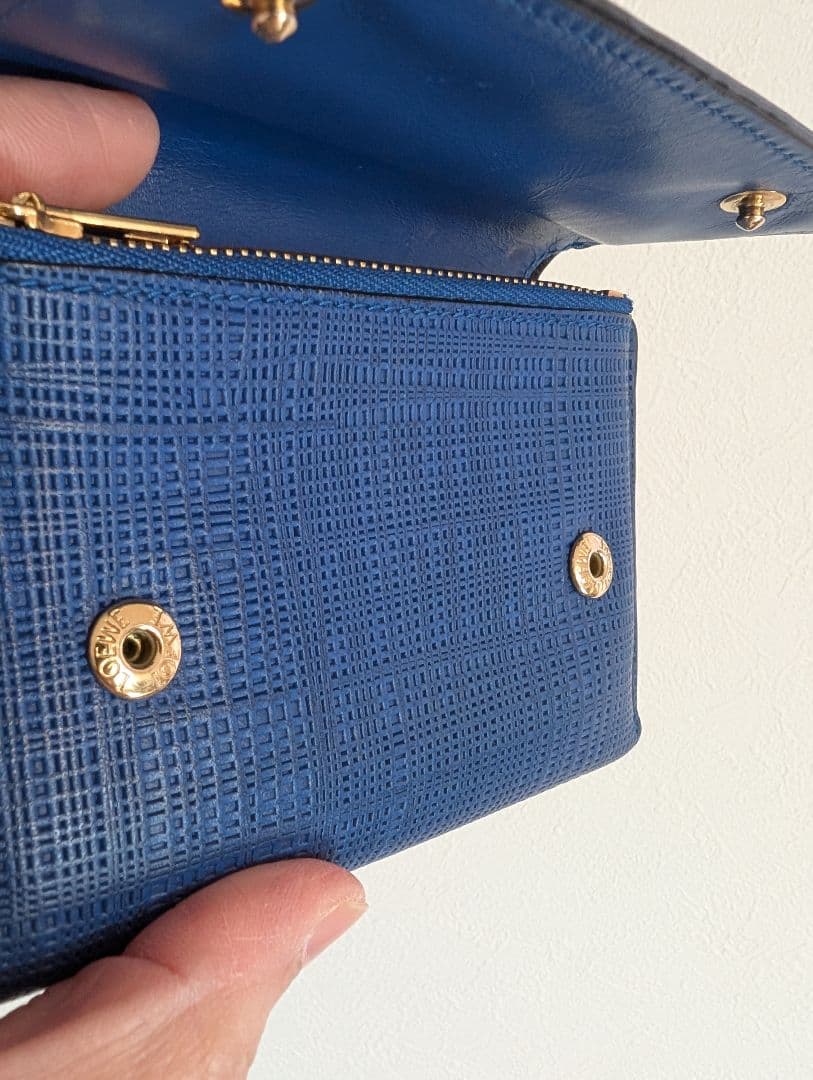 三つ折り財布　LOEWE