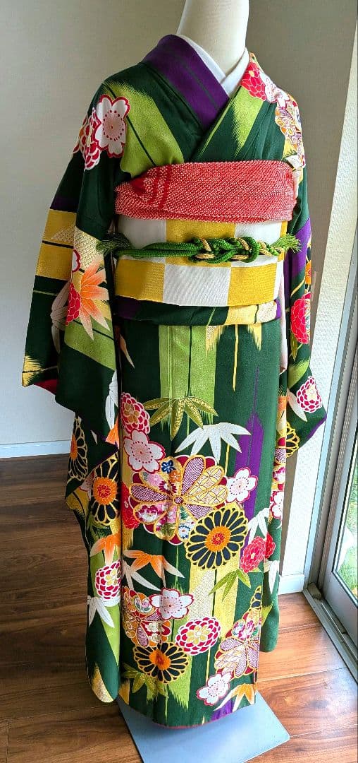 振袖　ほぼ未使用　金駒刺繍　トール　L寸