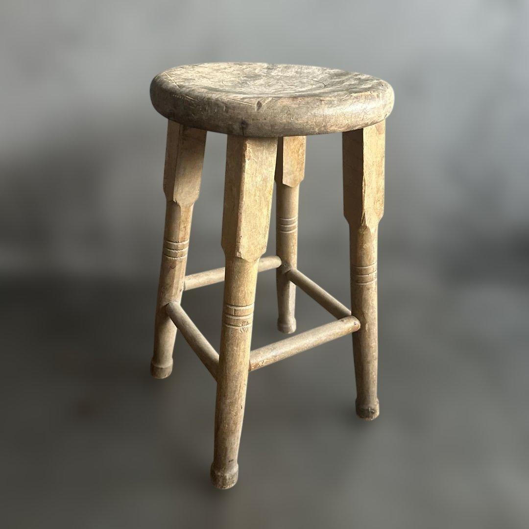 とても味のある木製スツール　ヴィンテージ
