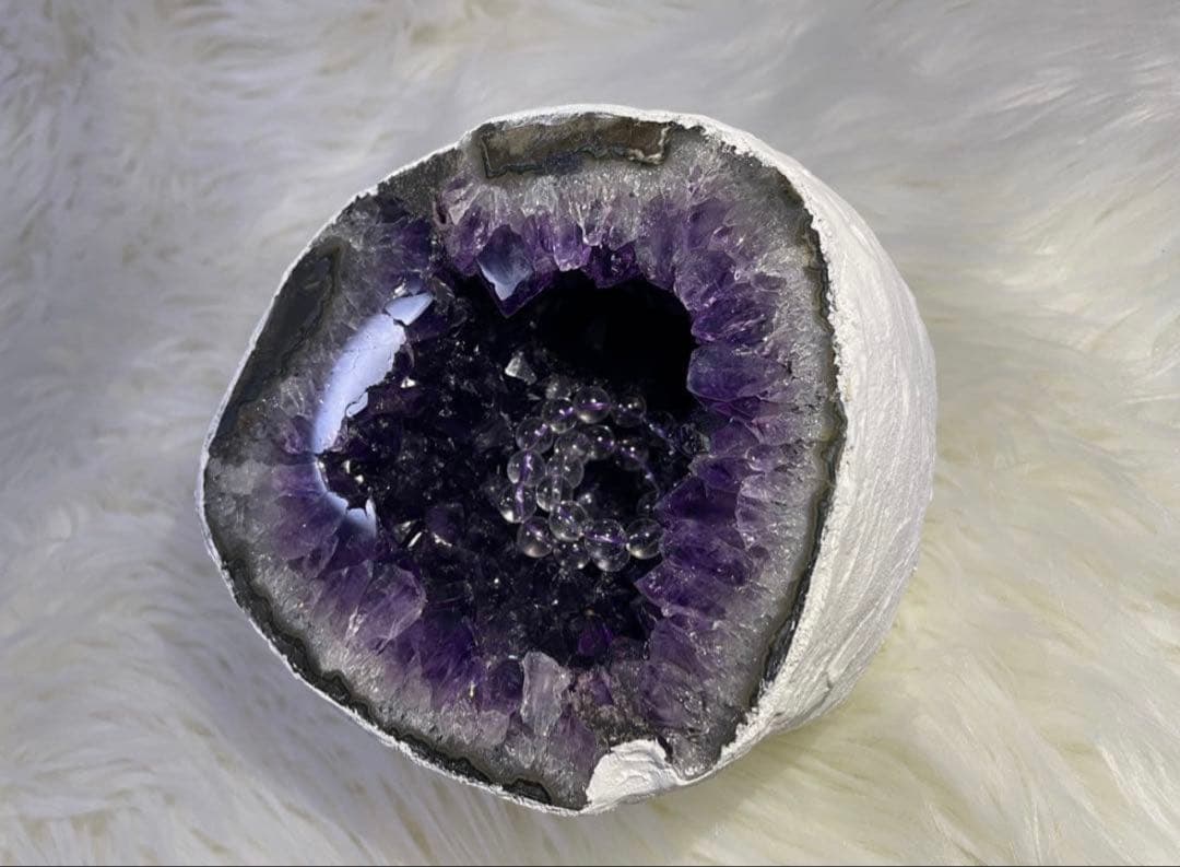 アメジストドーム　色濃い