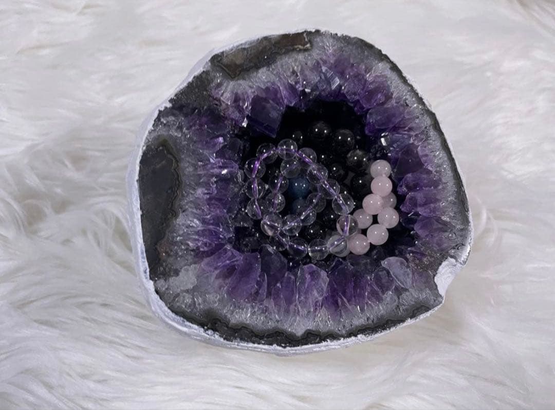 アメジストドーム　色濃い