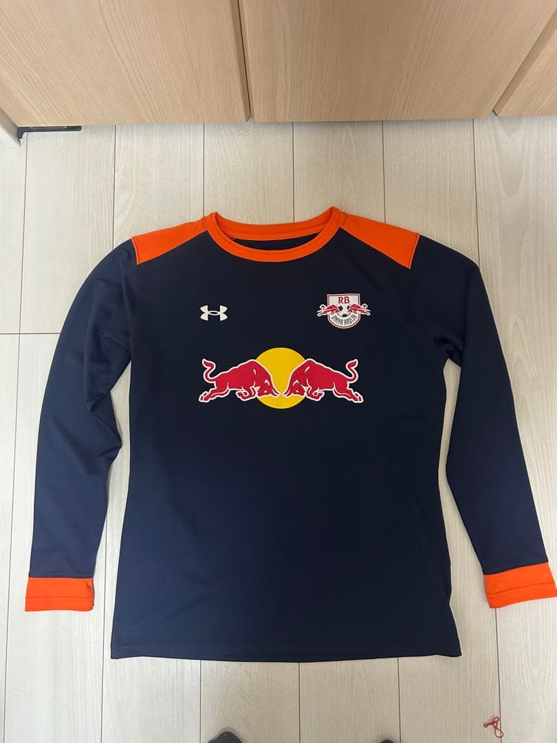 RB大宮アルディージャ　トレーニングシャツUnder Armour XL シャツ