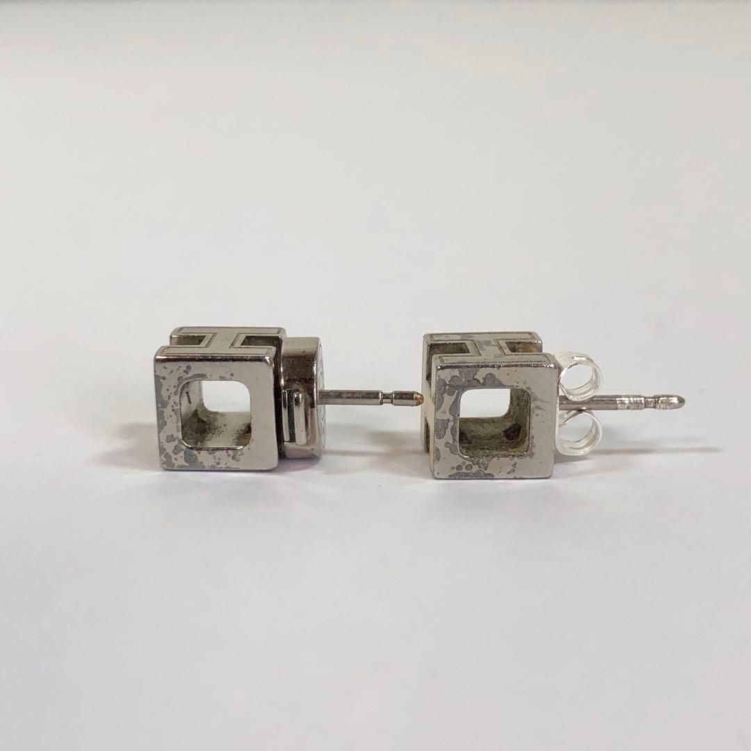 HERMES エルメス Hキューブ ピアス ベージュ カージュ ド アッシュ