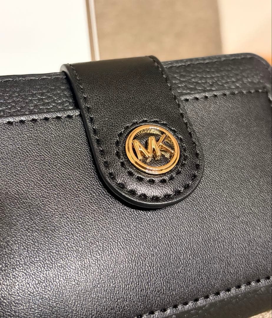 MICHAEL KORS MK CHARM 二つ折り財布