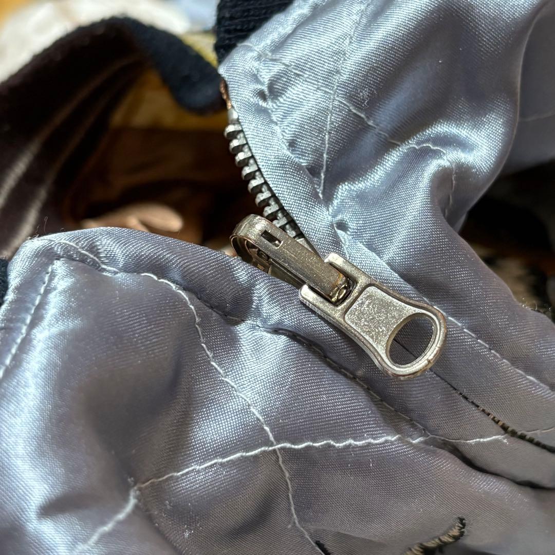 ス*ン様 スカジャン　リバーシブル　M 片面キルティング