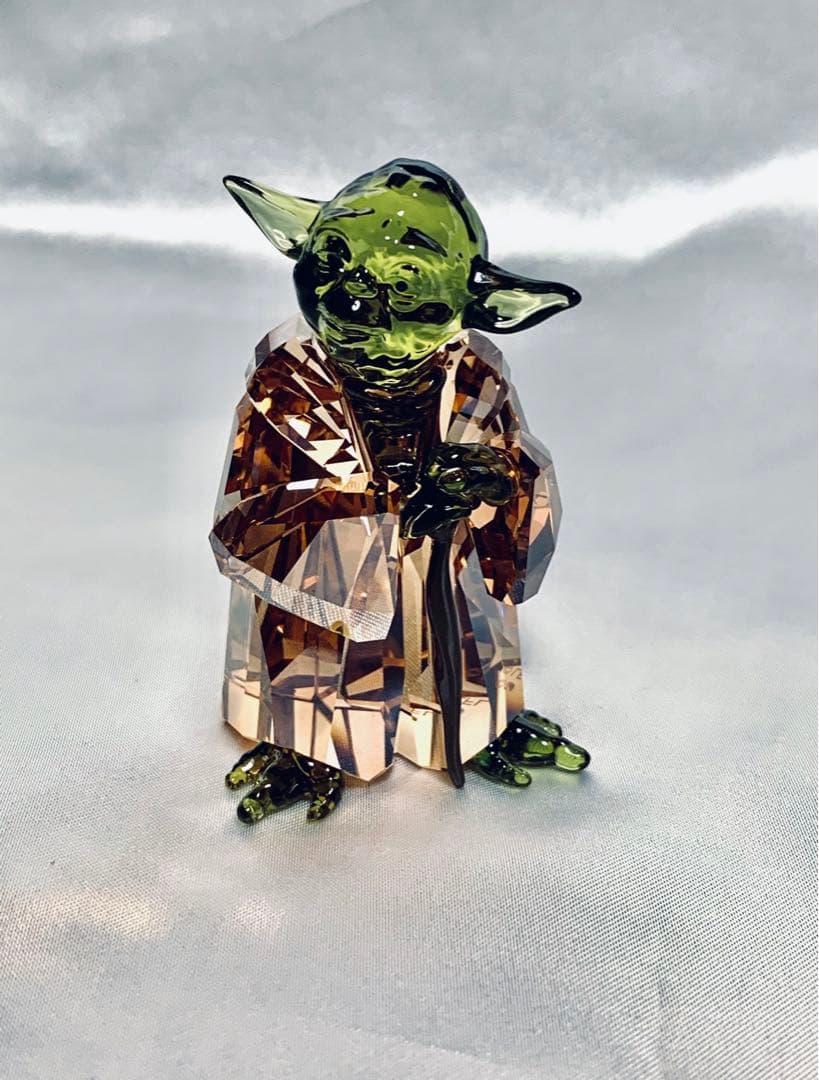 マスターヨーダ　スワロフスキー