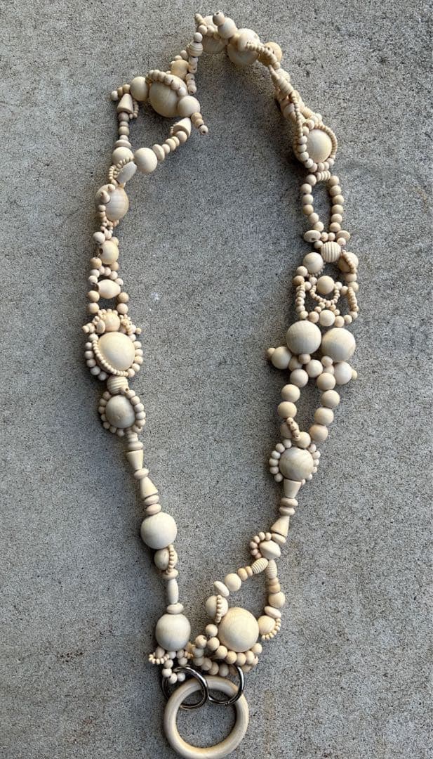 satoko oishi スマホショルダー