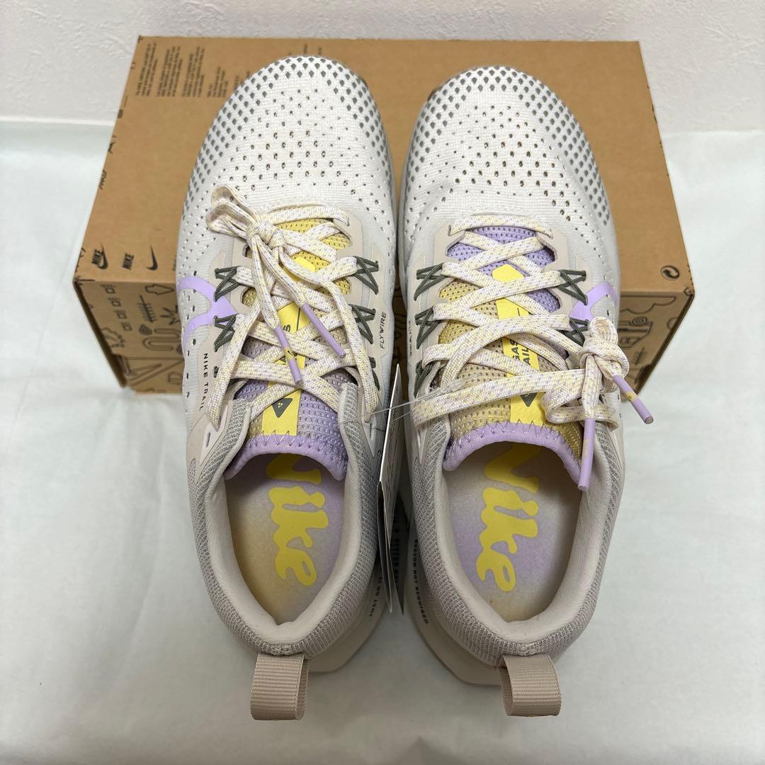 24.5cm 新品 ナイキ ペガサス トレイル 4 FZ5060-095 白