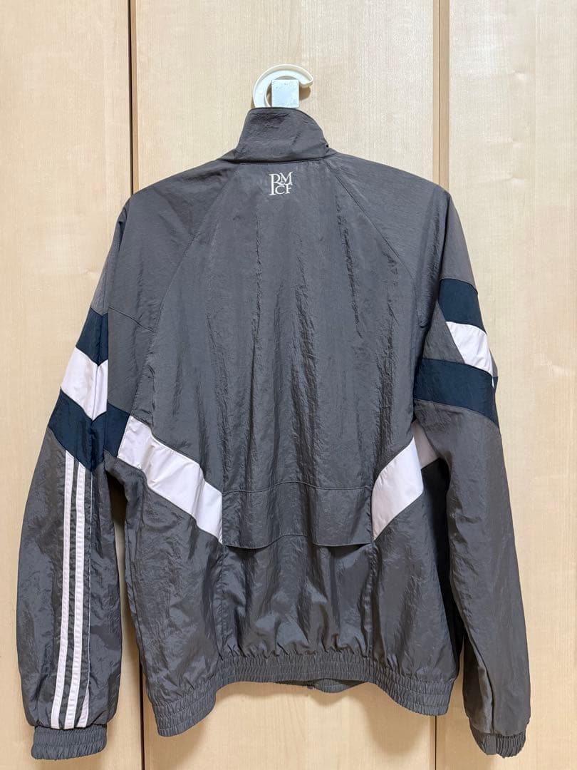 adidas レアルマドリード　トラックジャケット