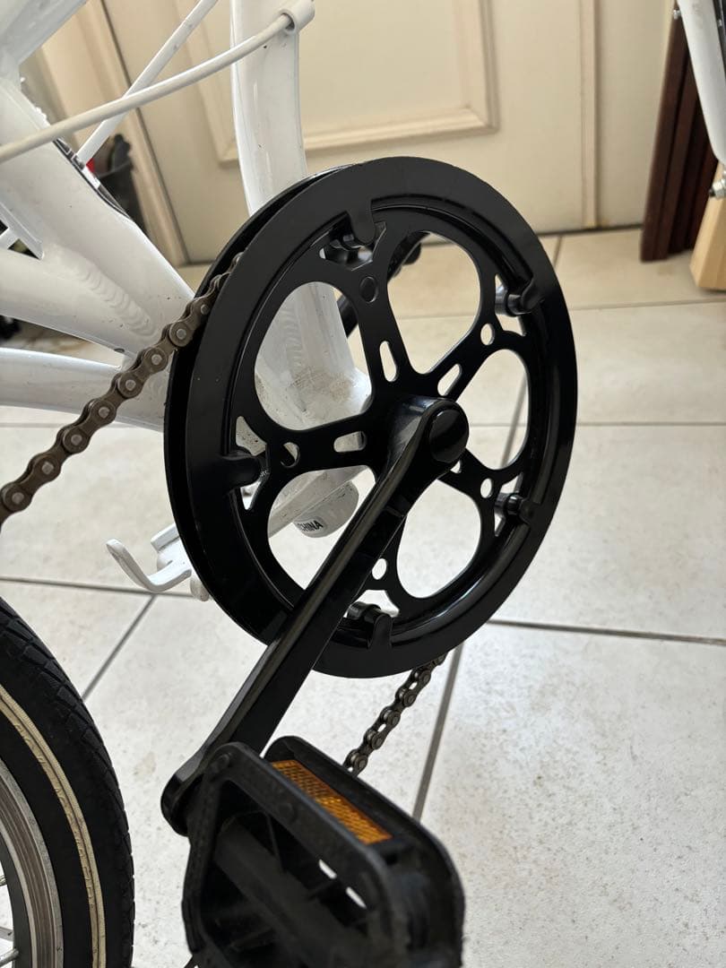 こし　折りたたみ自転車 ホワイト シマノギア　20インチ