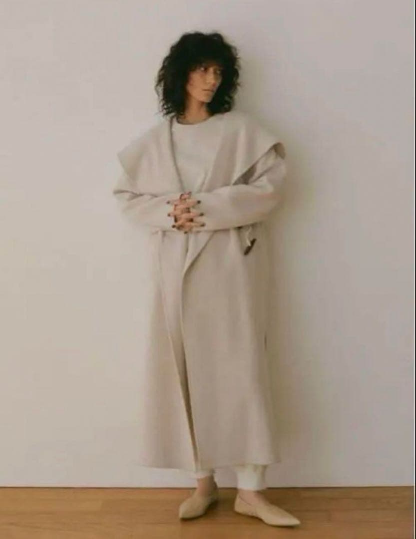 エトレトウキョウ フーディーリバーダッフルコート