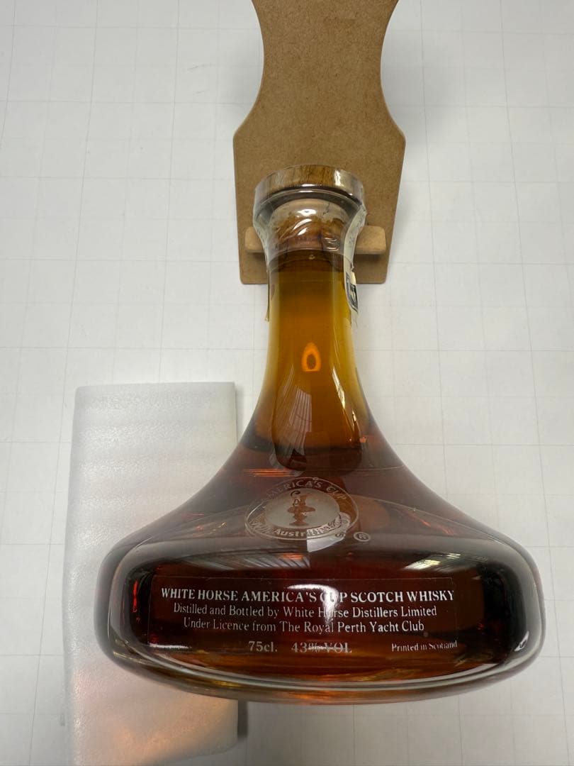 ホワイトホース アメリカズカップ スコッチ ウイスキー 750ml