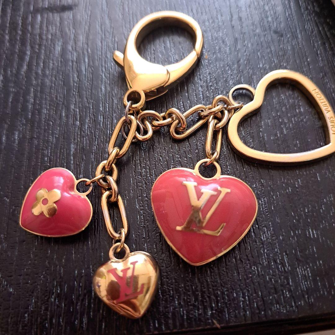 Louis Vuitton ハート型キーホルダー　即日発送可能