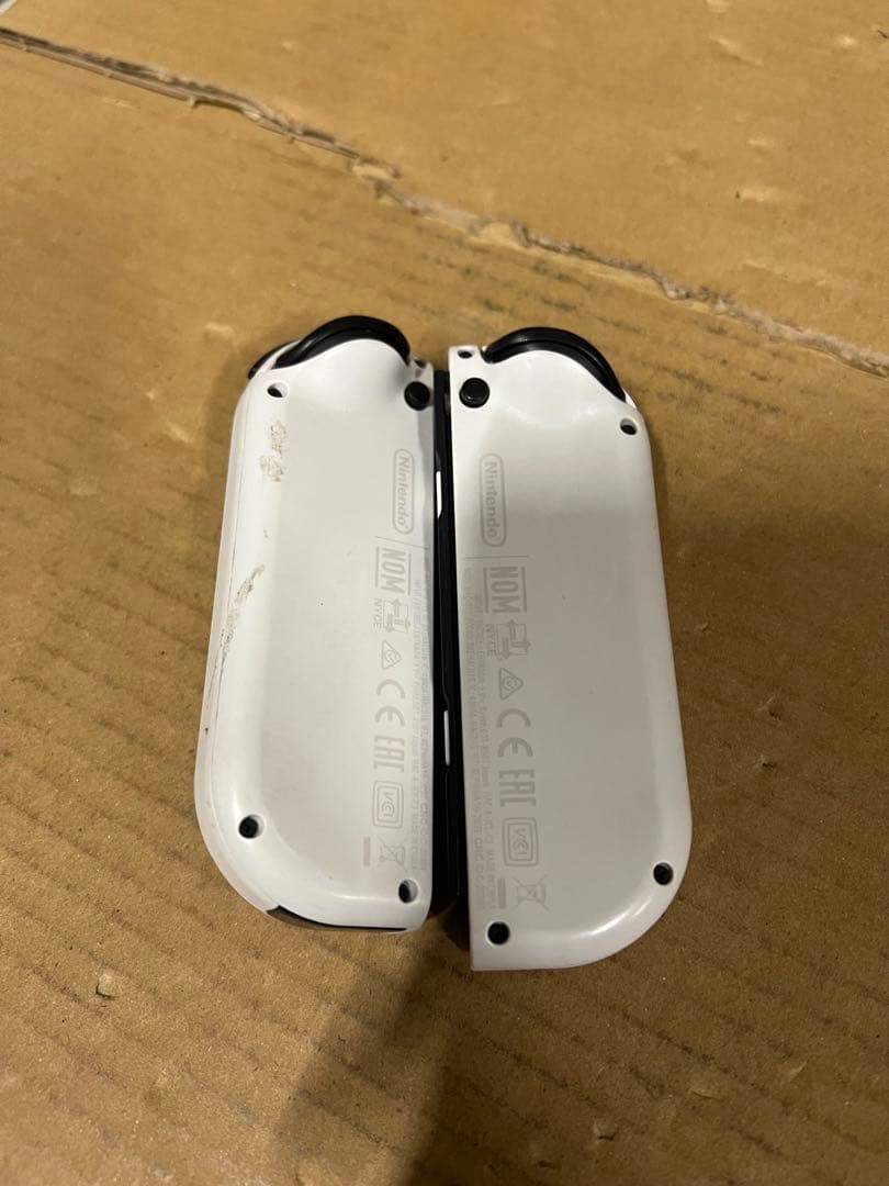 Nintendo Switch 本体 Joy-Con 白　本体のみ