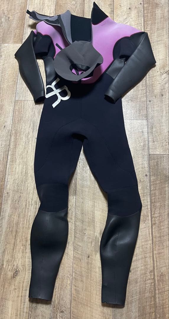 ラッシュ　セミドライスーツ