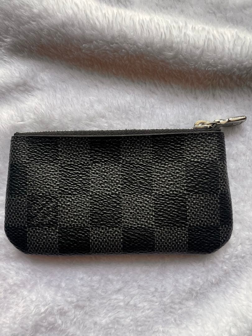 LOUIS VUITTON　ルイヴィトン　ケース　ダミエ　グラフィット