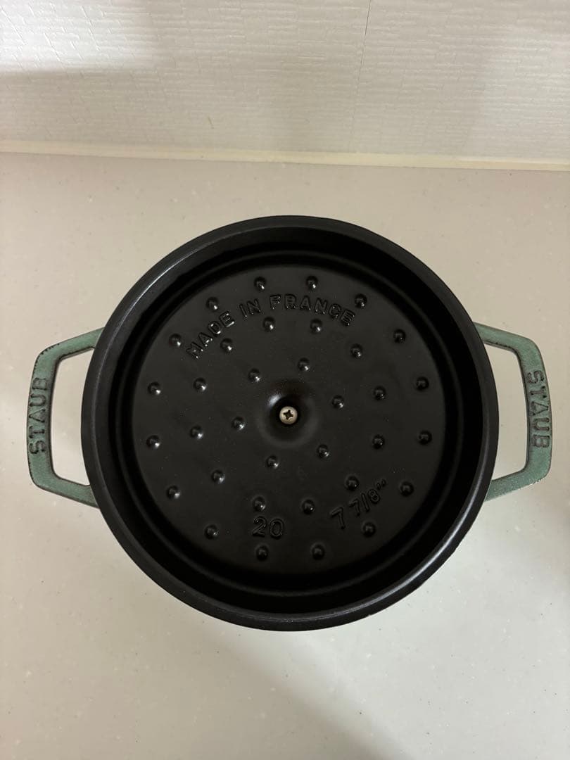 ストウブ ラウンド 20 セージグリーン