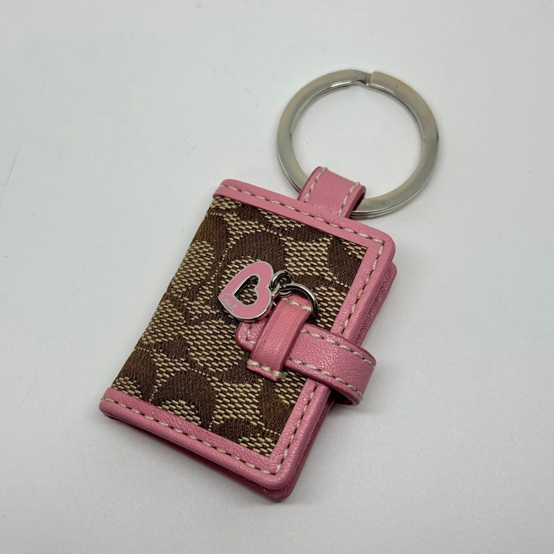 希少 美品 COACH キーホルダー バッグチャーム 手帳 キーリング