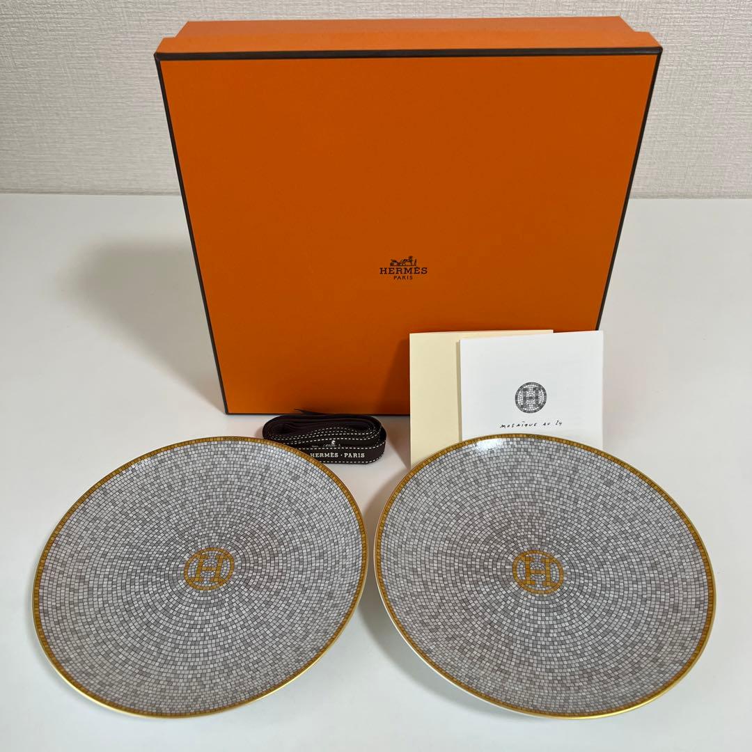 新品未使用　エルメス　パンプレート　モザイク　ゴールド　16㎝　2枚組