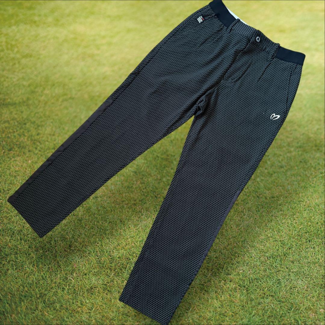 人気デザイン　マスターバニー　パンツ　S〜M相当　総柄　黒　グレー　3