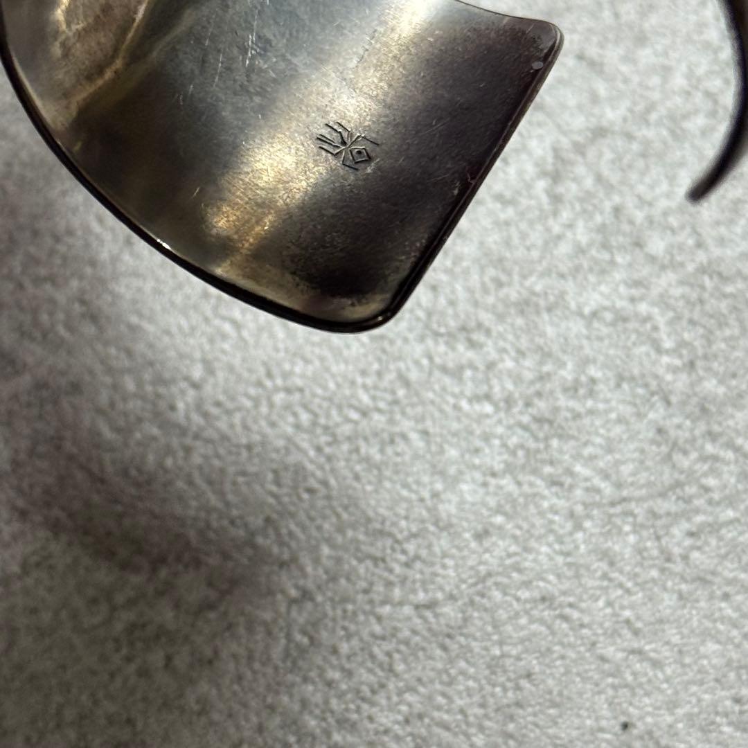 Bennett Kagenvema ホピ族 サンフェイスモチーフ バングル