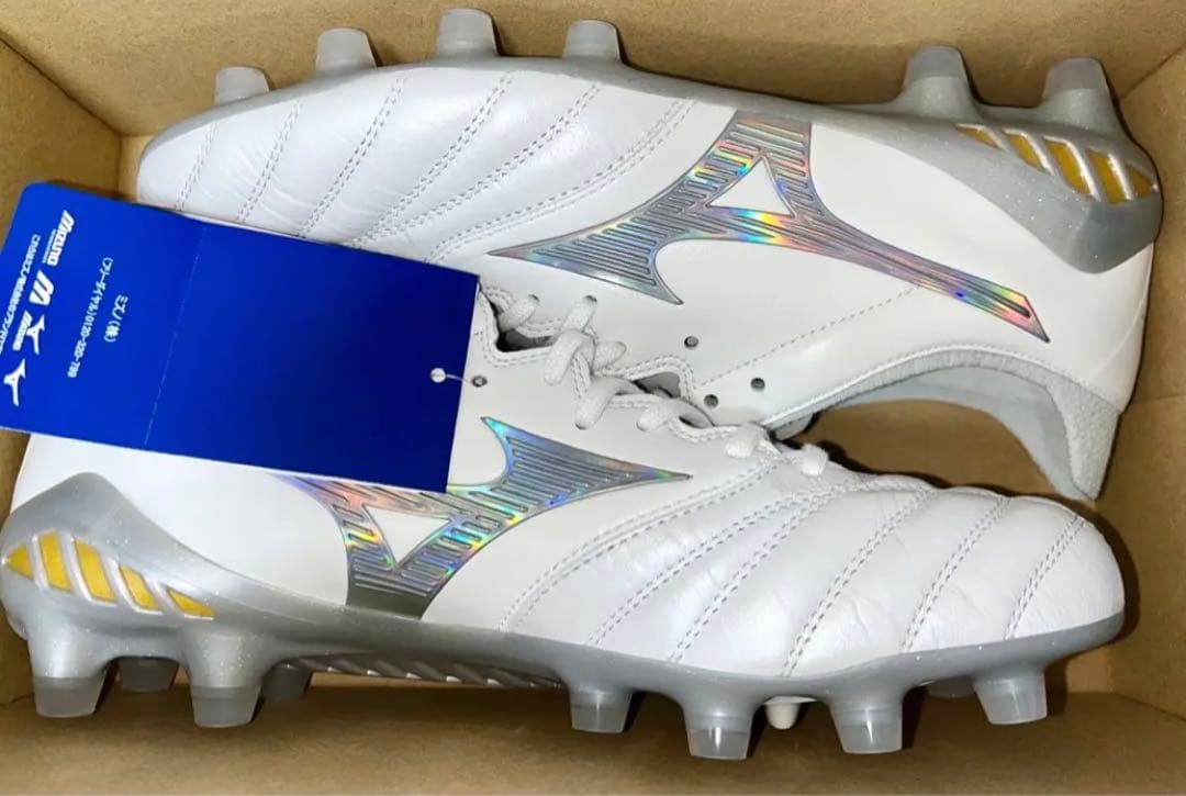 モレリア ネオ 3 JAPAN MORELIA NEO シャイニング 23cm