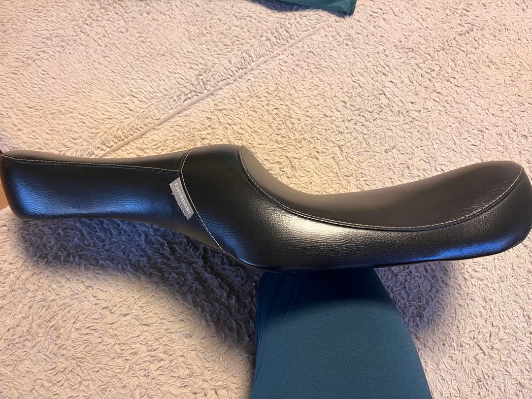 ハーレースポーツスター　シート　イージーライダース