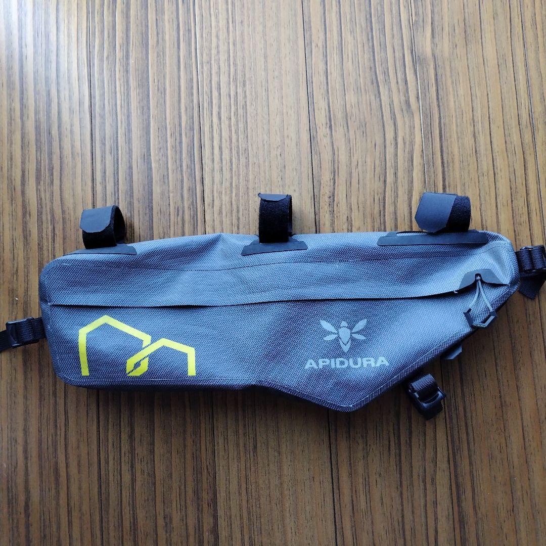 APIDURA 車体装着バッグ グレー