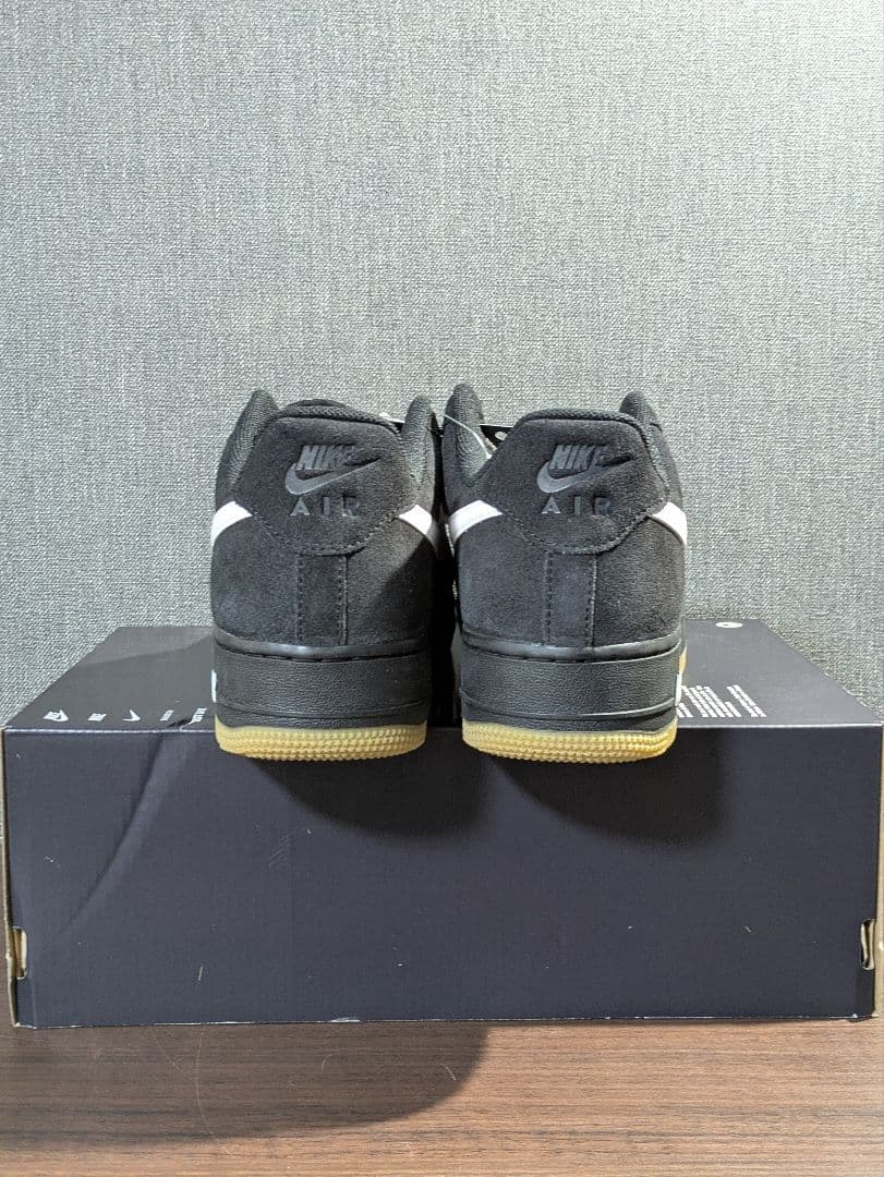 ナイキ エアフォース 1 07 LV8 ブラック ガム ホワイト　新品　未使用