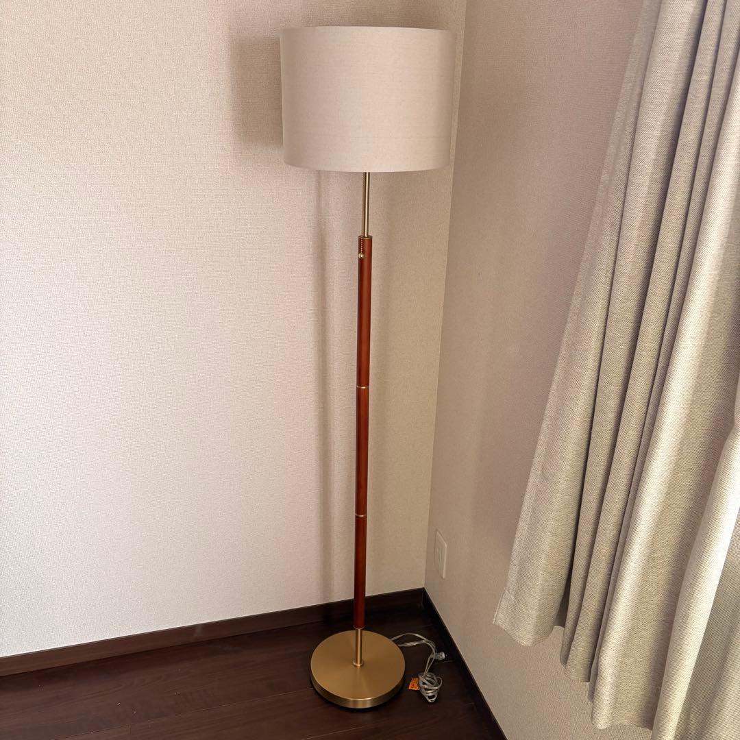 ADESSO 北欧　フロアランプ　おしゃれ　ランプ