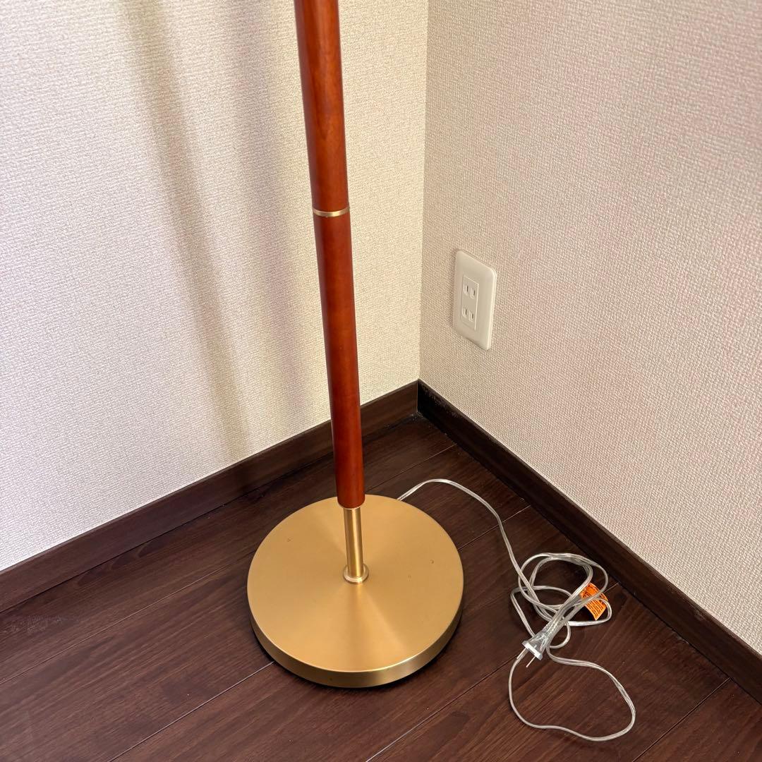 ADESSO 北欧　フロアランプ　おしゃれ　ランプ